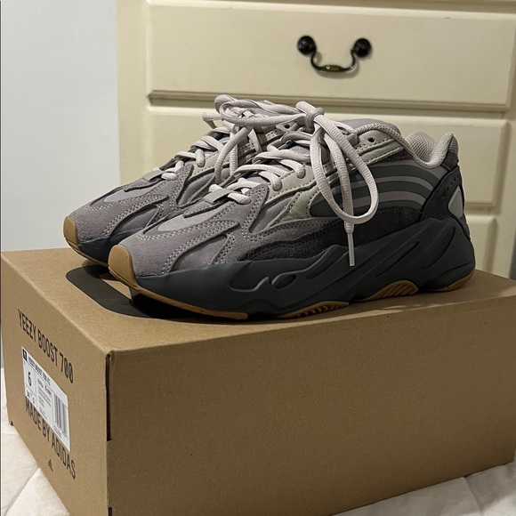 adidas gazelle silver green womens Yeezy Boost 700 V2 Tephra  Crep Select